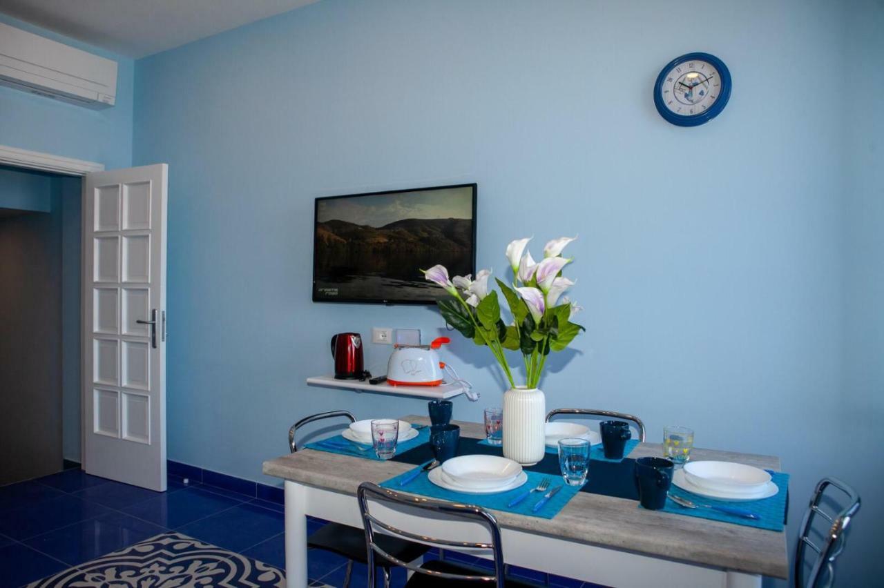 Appartement Il Borgo Antico Sorrento Sea View Extérieur photo