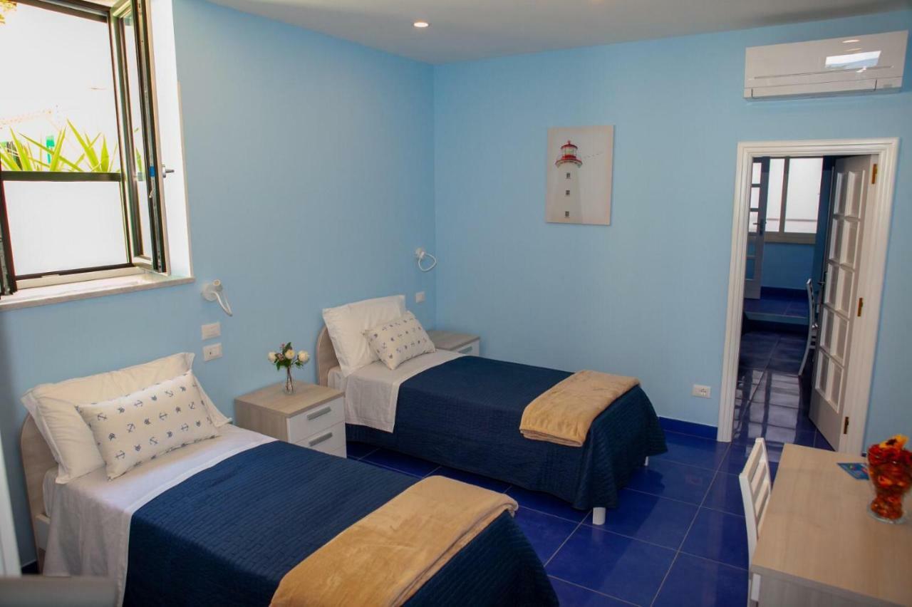 Appartement Il Borgo Antico Sorrento Sea View Extérieur photo