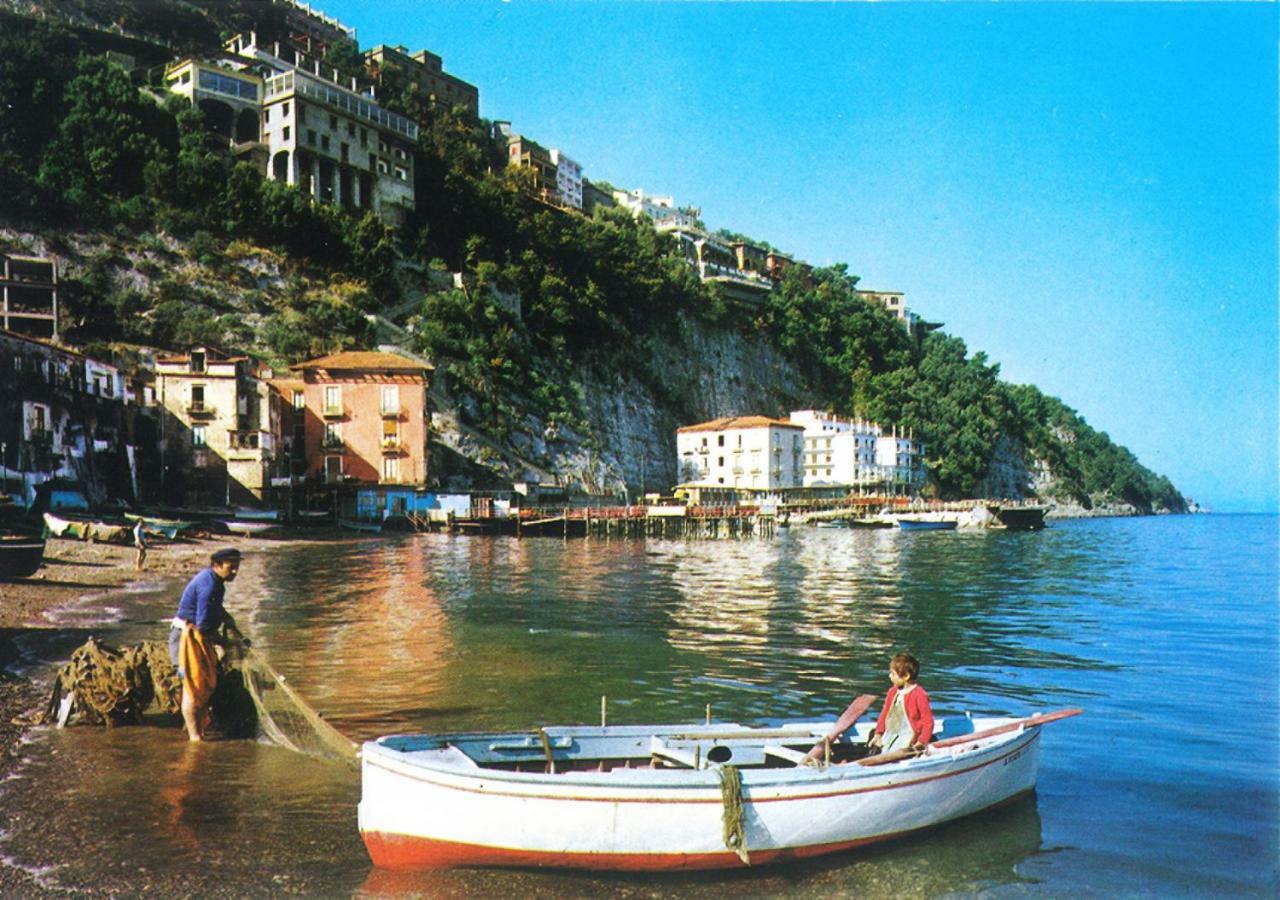 Appartement Il Borgo Antico Sorrento Sea View Extérieur photo