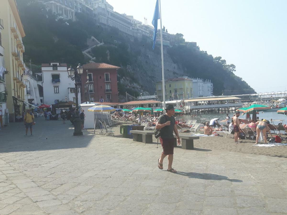 Appartement Il Borgo Antico Sorrento Sea View Chambre photo